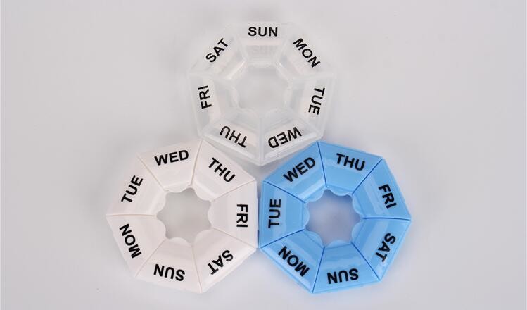 28 compartment column shape plastic pill storage box with pill crush box, Conventional eco-friendly 4 grids plastic trav