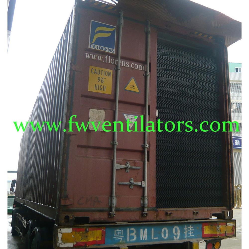 plastic cooling pads.JPG