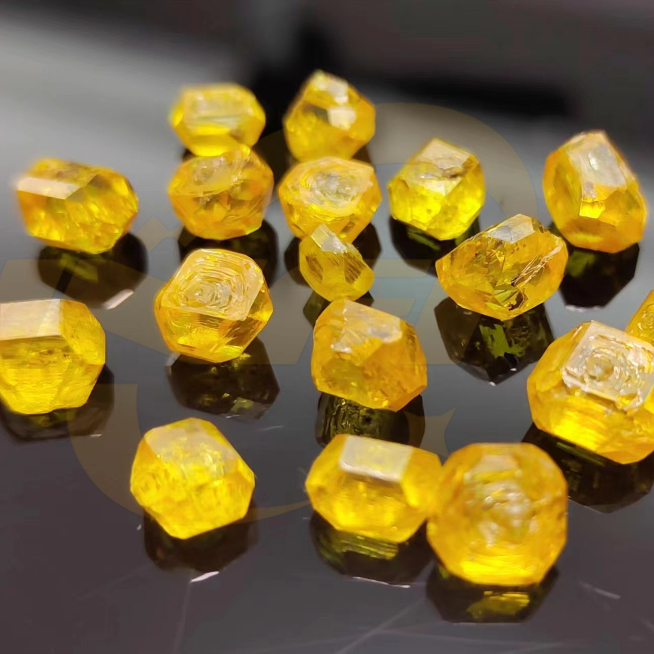 Yellow Uncut Rough Diamond Lab Grown Synthetic Diamond For Gem