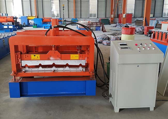 Step Glazed Roof Tile Roll Forming Machine Shaft Diameter ￠70mm 13 Rows Rollers