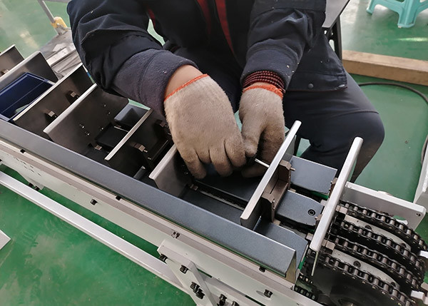 300mm Sanitary Pads Packaging Machine With Plc Control System
