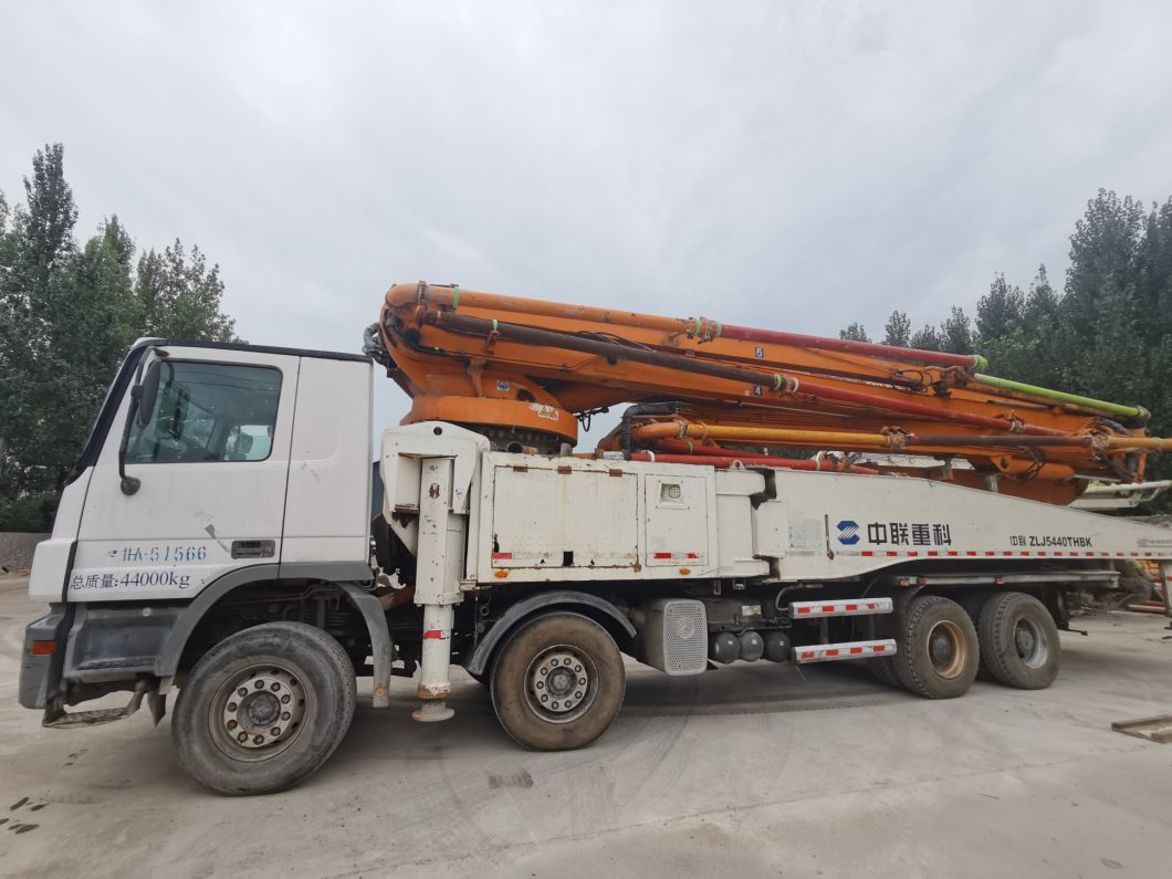 High Quality Heavy Equipment Zoomlion 56m Cement Pump for Sale