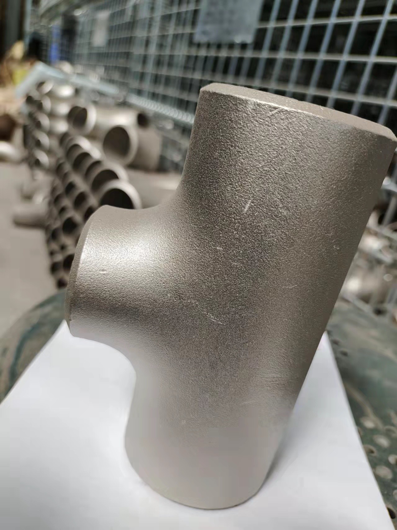 DN450 Carbon Steel Tees BW Seamless 18 Inch Seamless Equal Tee
