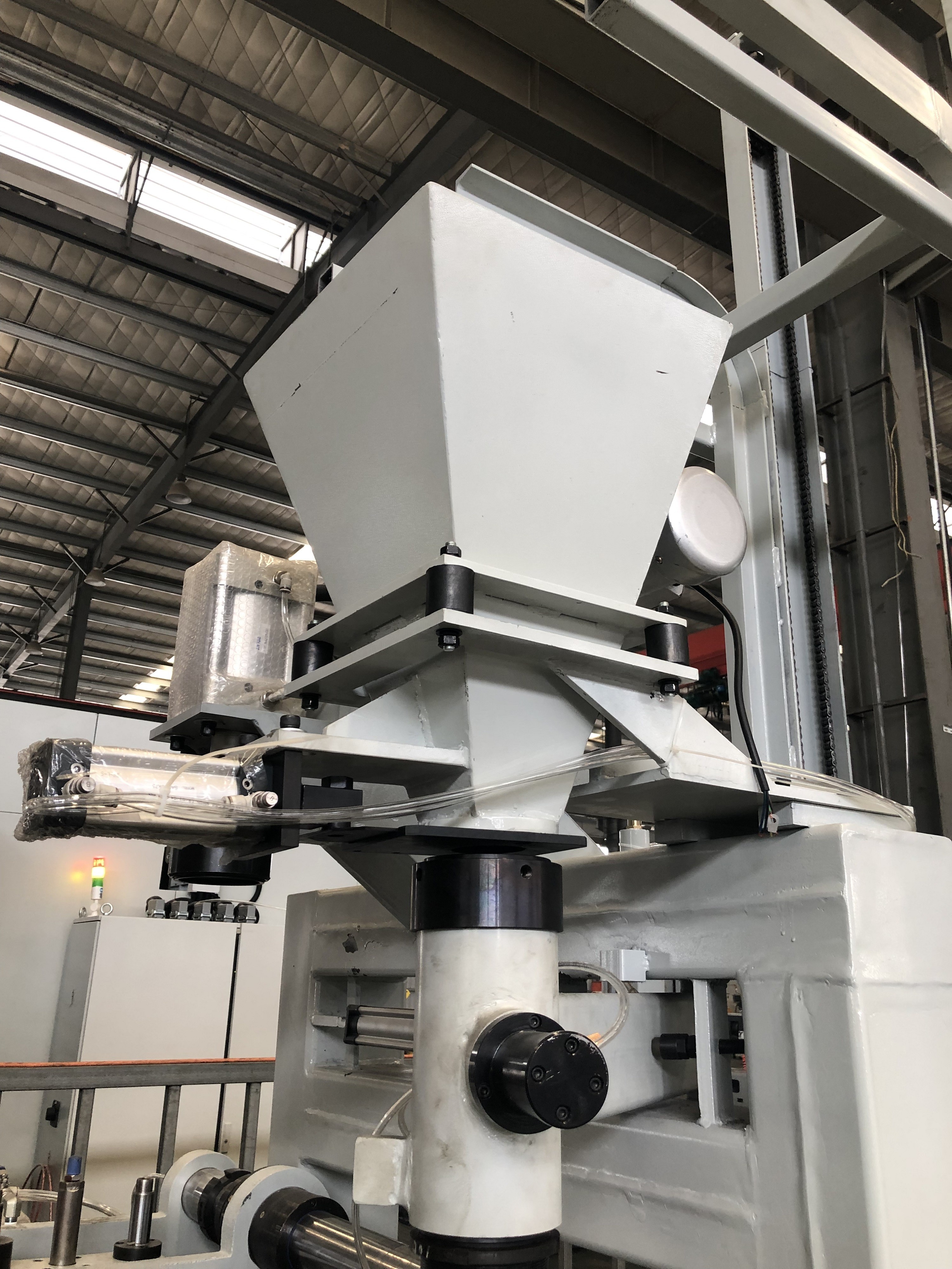 High Efficiency Sand Core Shooting Machine For Casting Sand Brass Fittings
