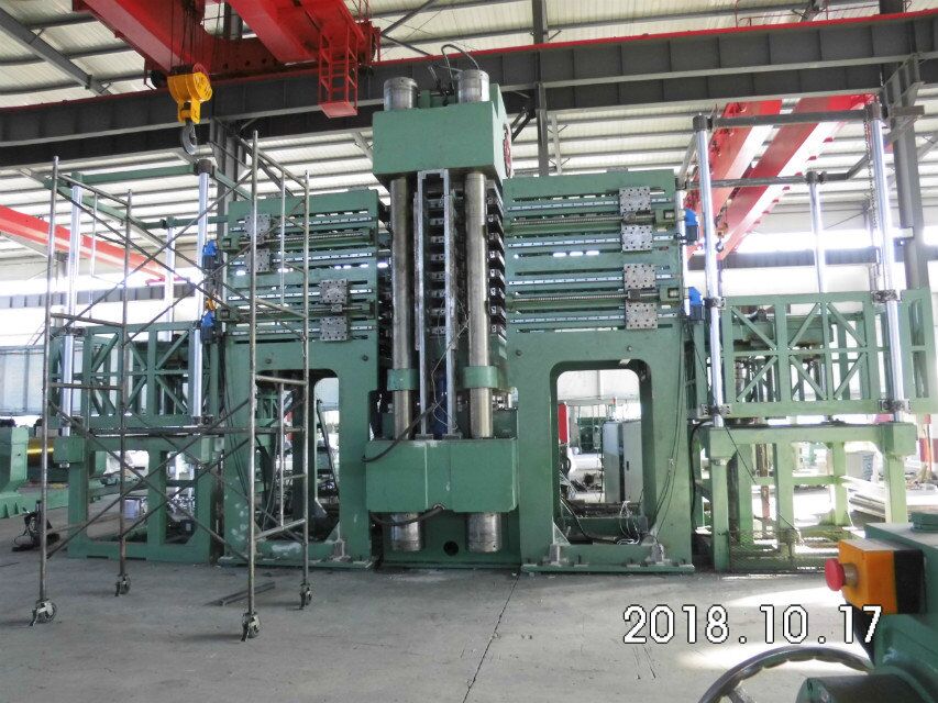 220V/380V Solid Tyre Vulcanizing Press for Heavy Duty Applications Weight KG 21000 KG