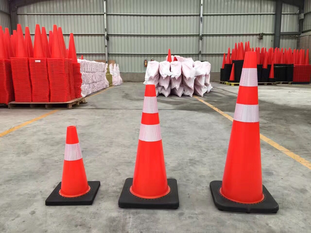 Black White Red Traffic Cones 36in Traffic Control Cones Reflective