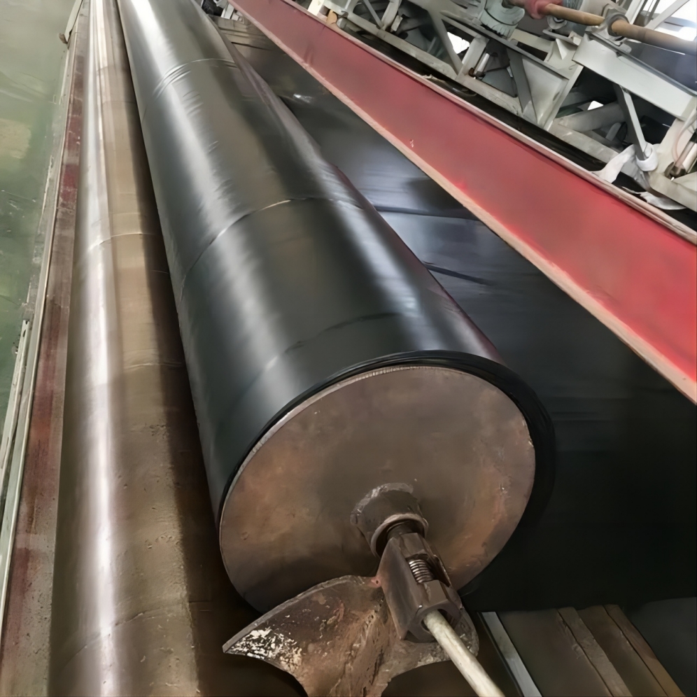 HDPE Geomembrane Fish Pond Liner 0.5mm 1mm 2mm for Modern Landfill Sites Design Style