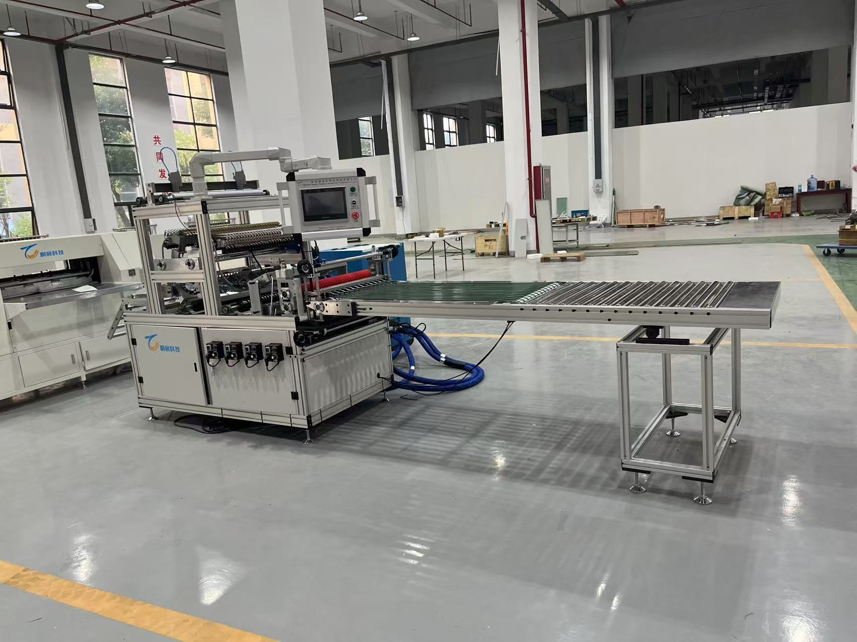 15pleats/min - 20pleats/min Air Filter Making Machine Intelligent CNC Gluing Machine