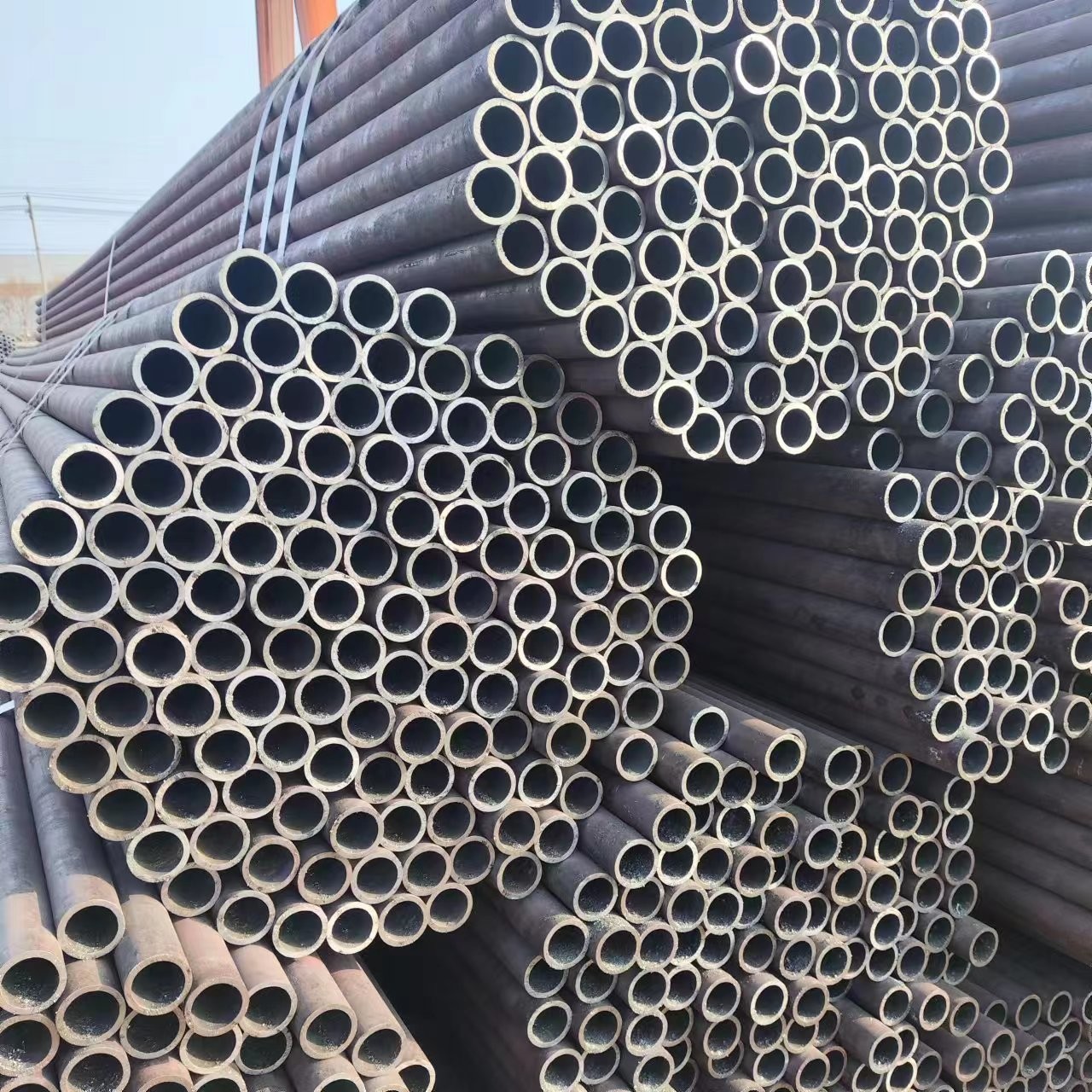 AISI8620 Steel Seamless Pipe / Hollow Steel Tube / Seamless Piping DN10 - DN400