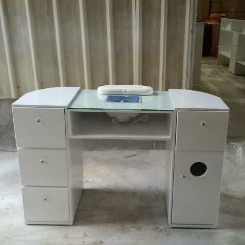 Beauty Nail Salon Equipment Wholesale Nail Manicure Table with Vacuum Cheap Manicure Station