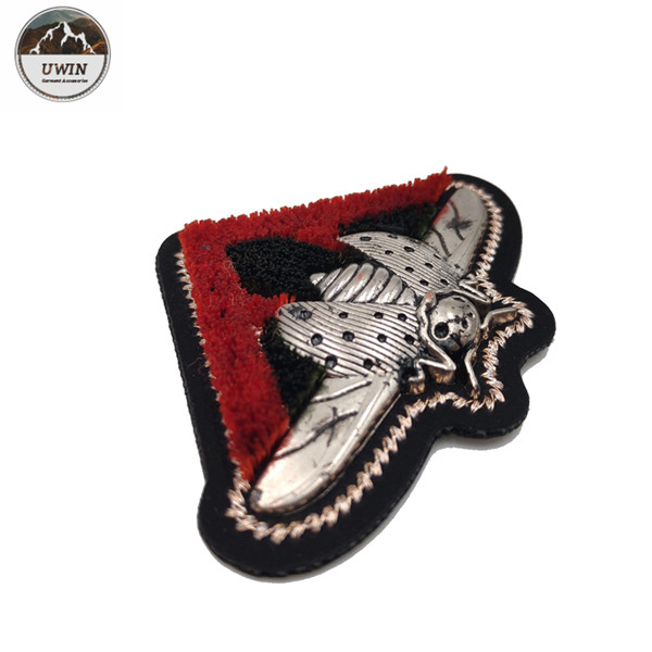 Beautiful Wasp 3D Embroidery Patches Durable Woven For Fashion Accessories