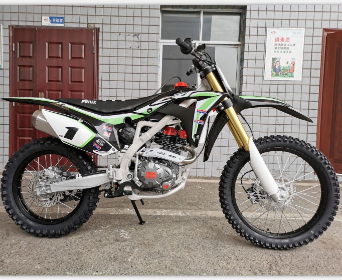 Fast Speed Robust 200-400CC Gas Powered Dirt Bikes With LED Lights
