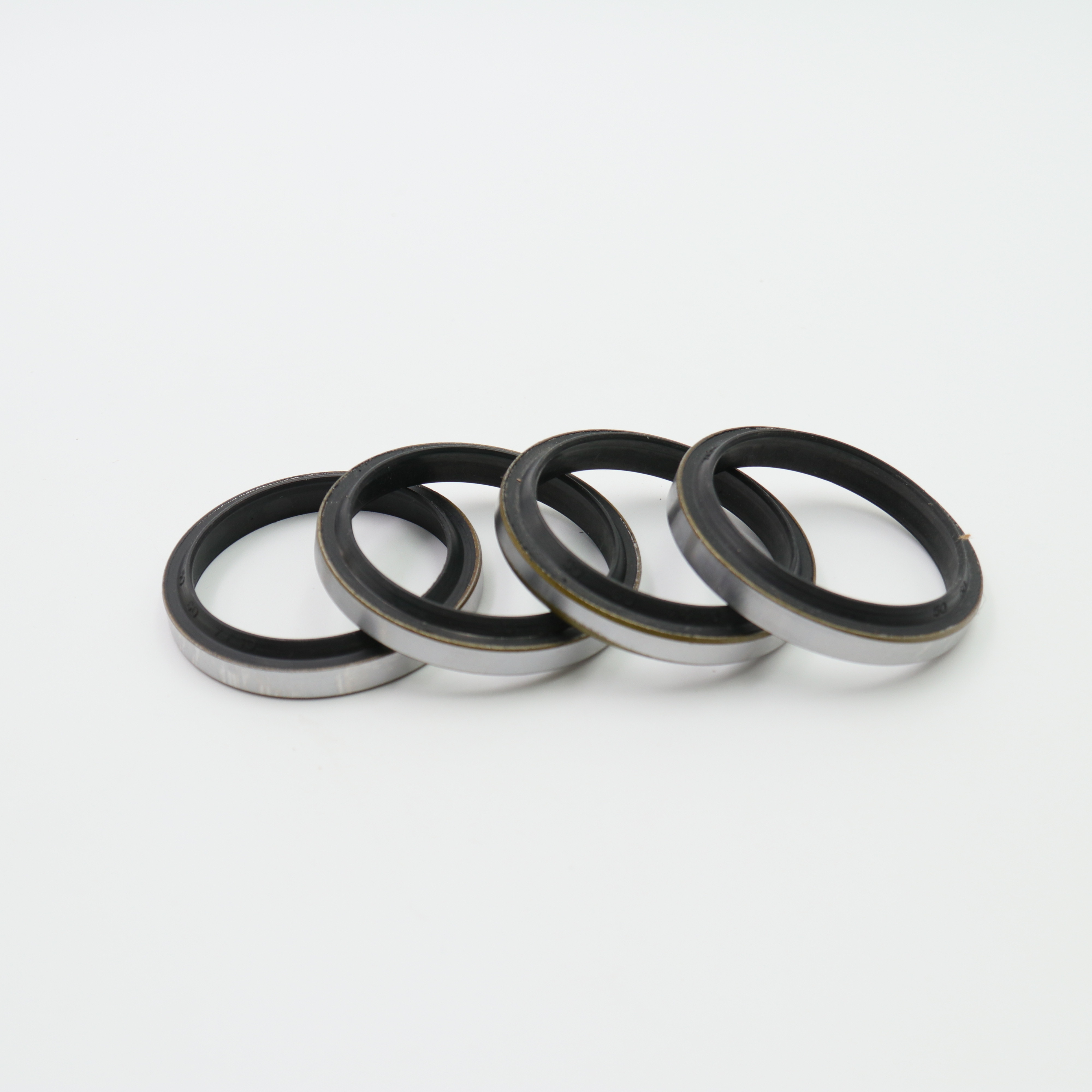 GA NBR O Ringe , Engineering Machinery X Ring NBR VMQ Material