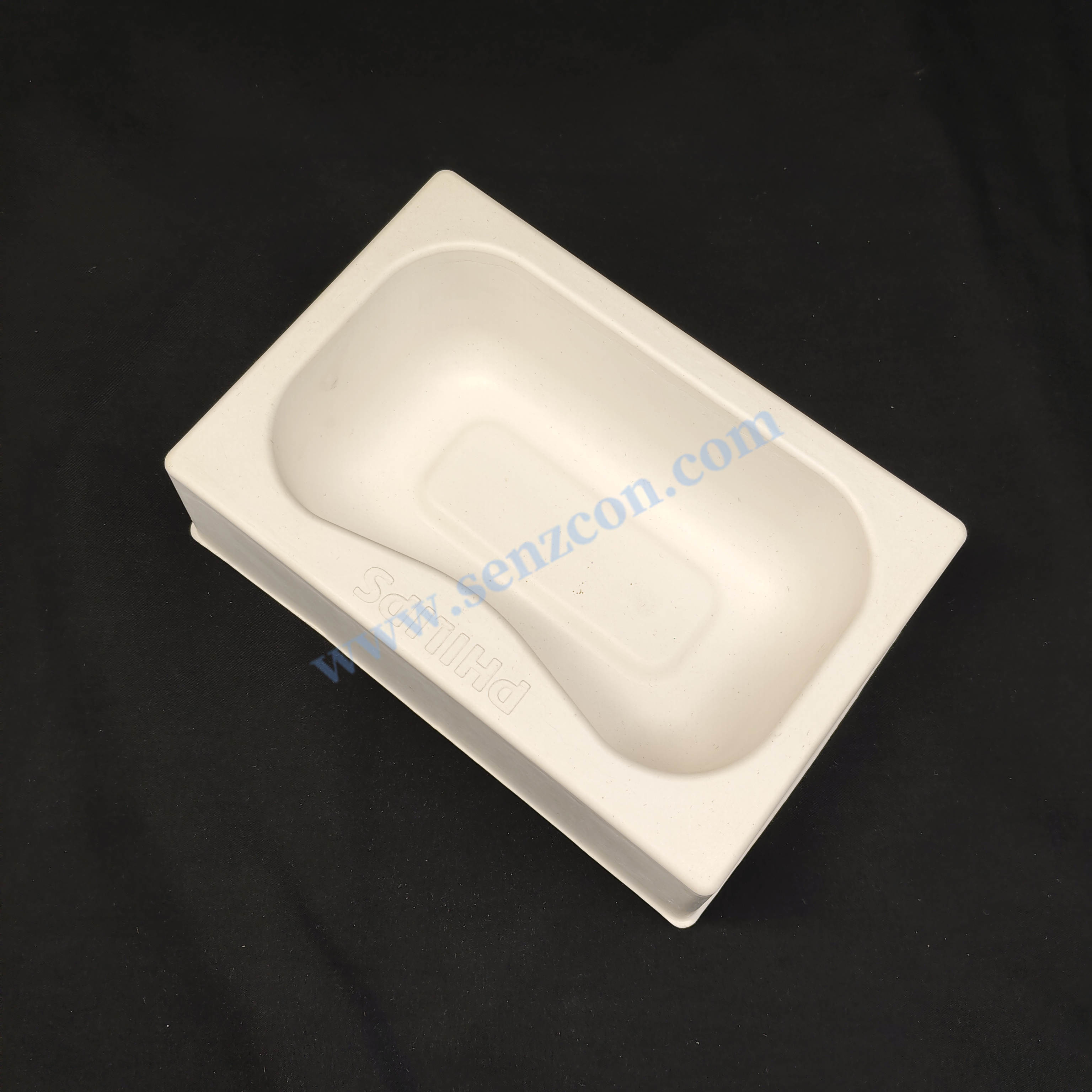 Manufacture of electronic eye - care massage glasses' inner lining packaging bases with white sugarcane pulp pulp molding, which have the functions of