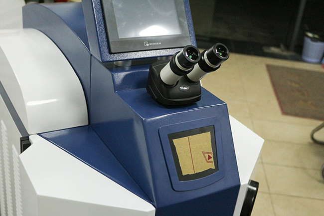 Fibre Laser Welding Machine Desktop Laser Welder With Split Water Chiller