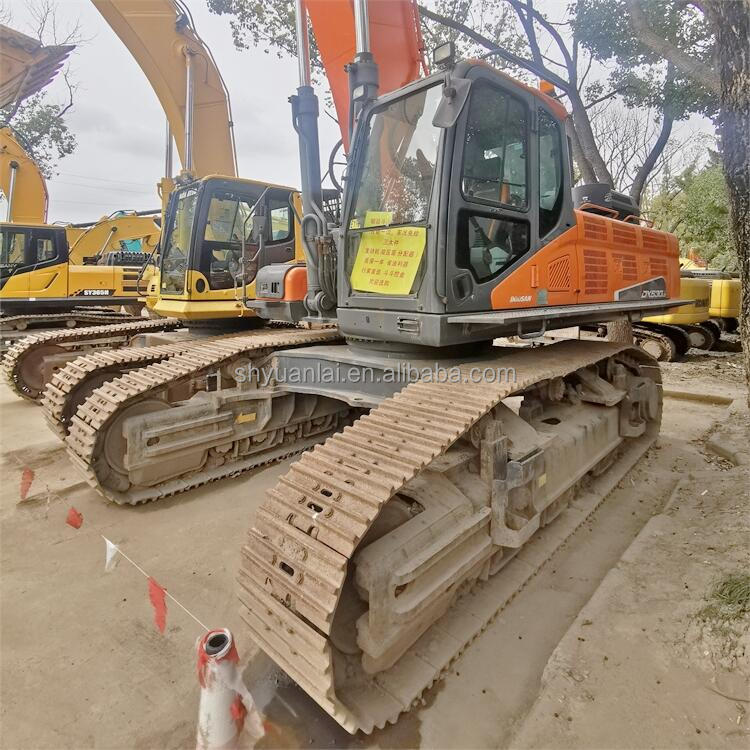 DOOSAN Dx530 Excavator Affordable and Energy-Saving for Second Hand Crushing Needs