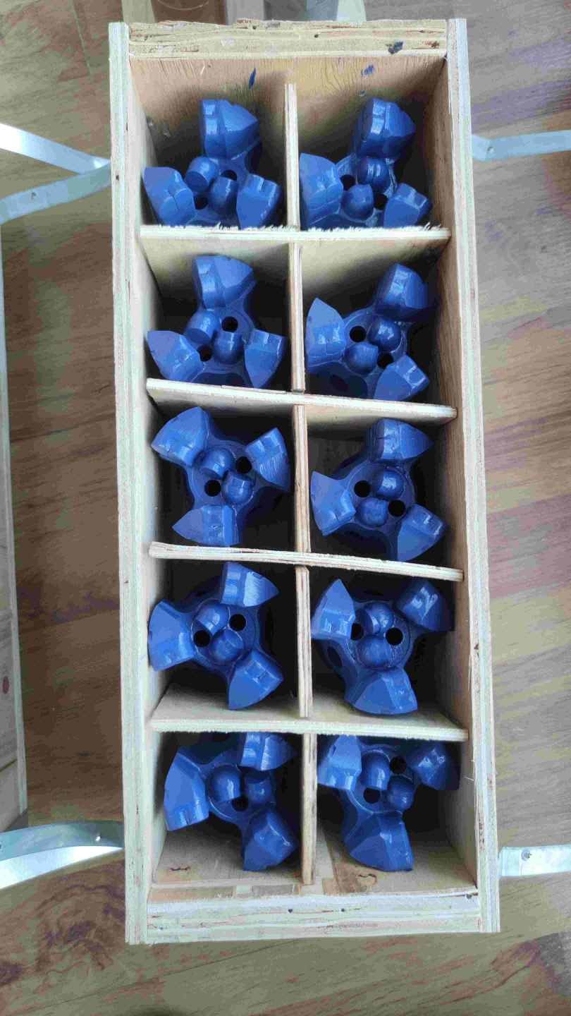76mm Diameter Non Coring Drill Bits PDC 3 Wings For Mining Drilling