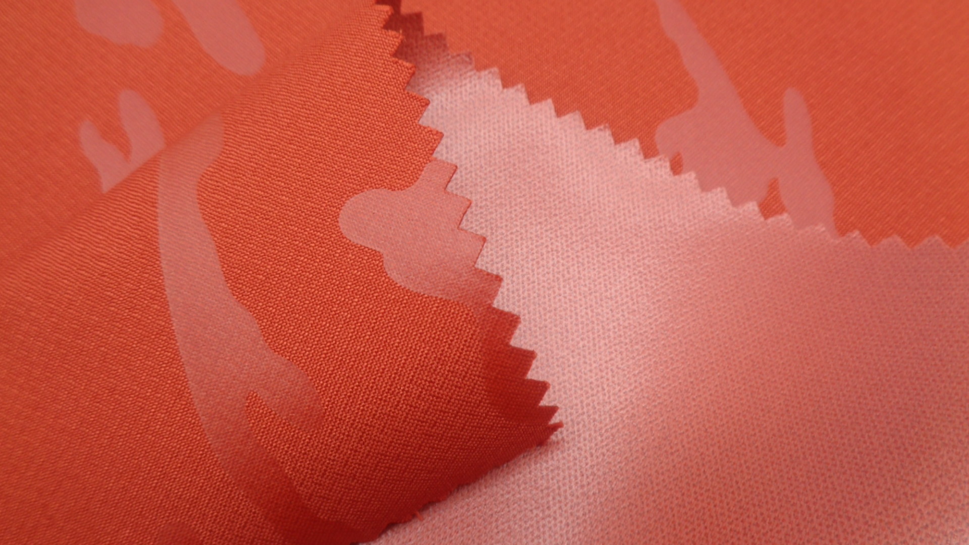 Waterproof Outdoor Jacket Fabric 220 Gsm 90% Polyester 10% Spandex