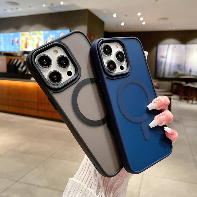 Anti Fingerprint Magnetic Phone Case MagSafe Protective Case Seamlessly