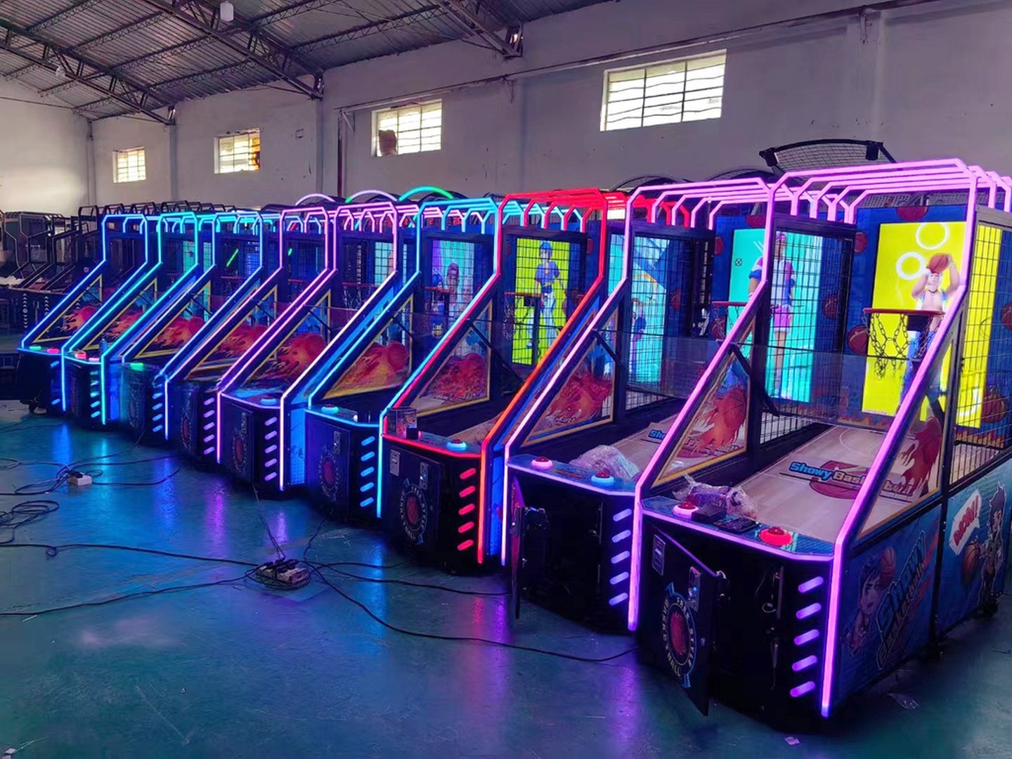 Big LCD Arcade Basketball Shooting Machine With Video Screen 250*110*257cm