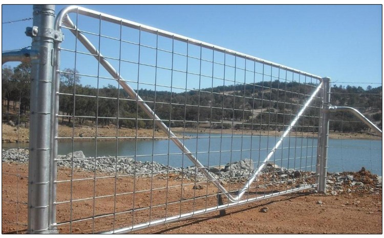 Wire Mesh Livestock N Type Steel Farm Field Fence Gate