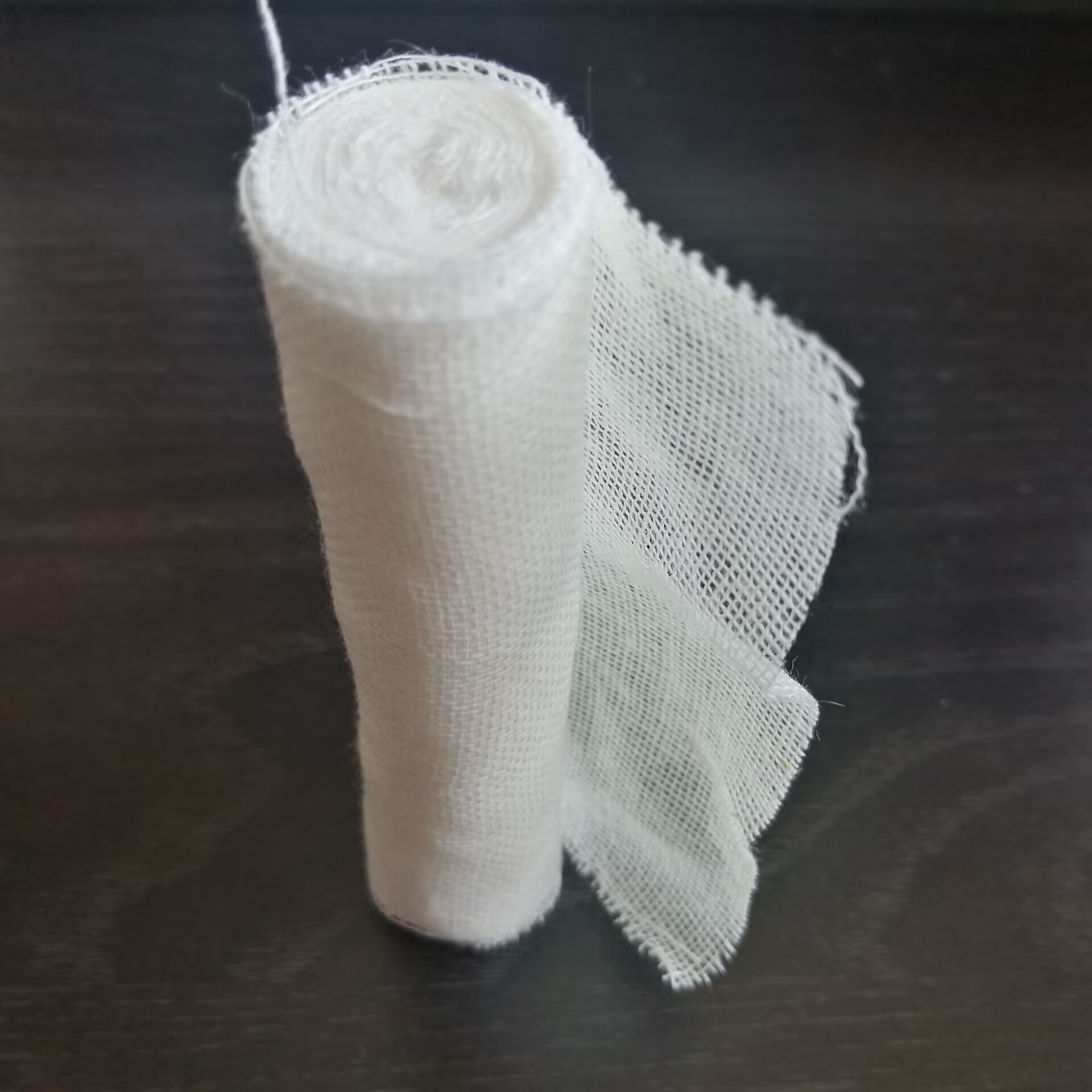 High Adhesive Medical Bandage Tape - Easy to Apply & Conformable