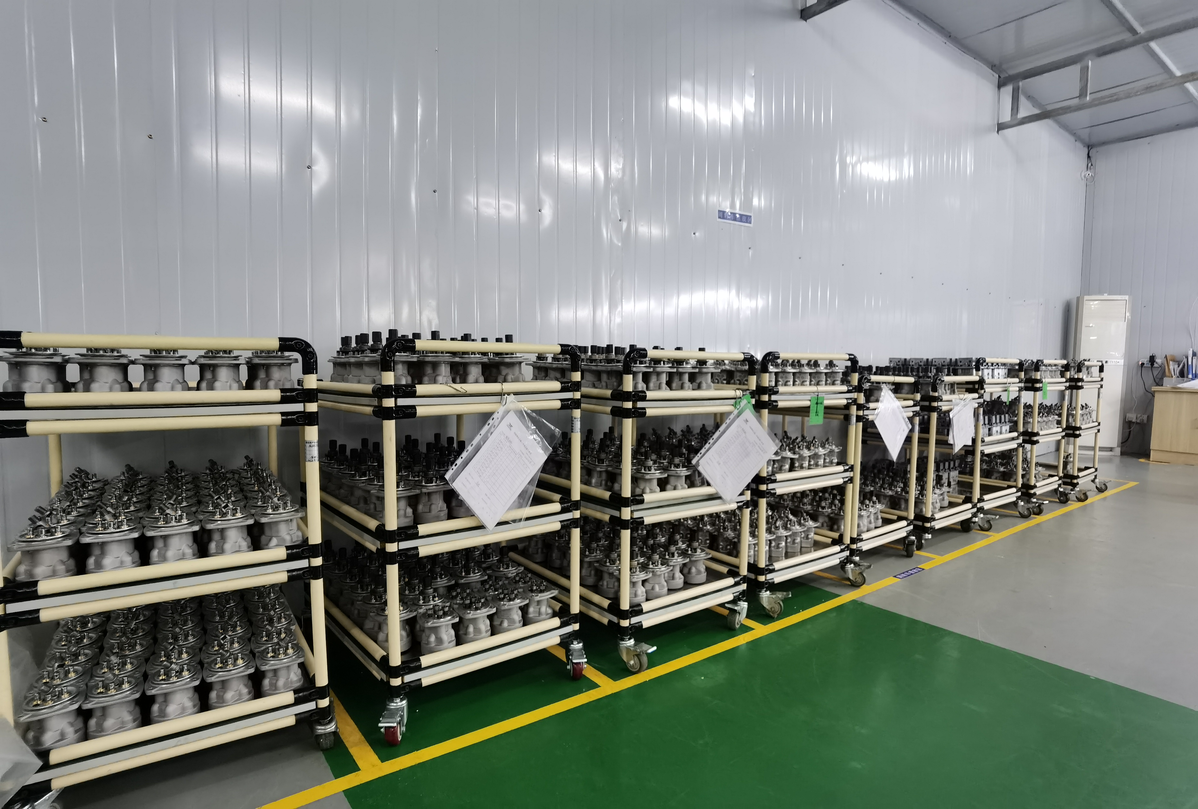 Excavator GM35 Final Drive Travel Motor For PC200-3 PC200--5 PC200-6 PC200-7 PC200-8 Travel Device Assembly