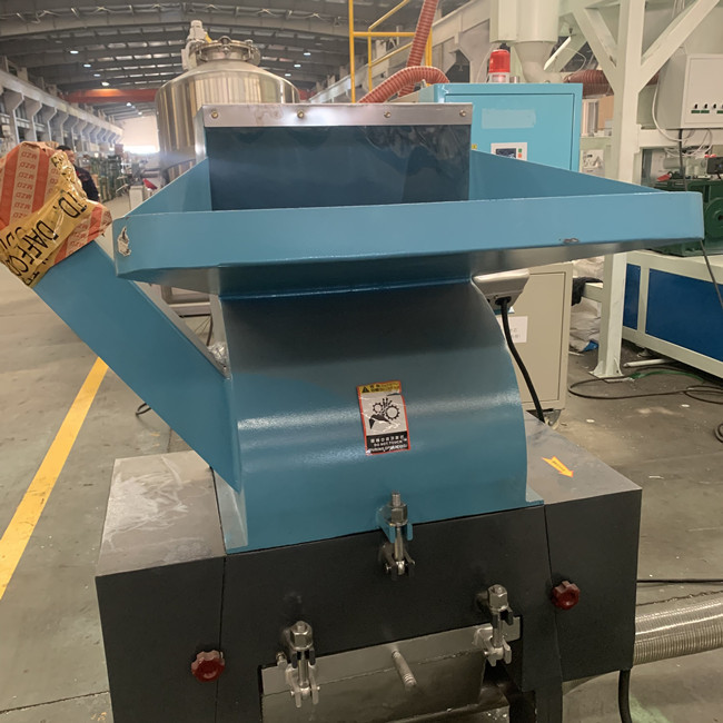 10mm Wall Thickness PVC Crusher Machine 1300kg/H Low Noise