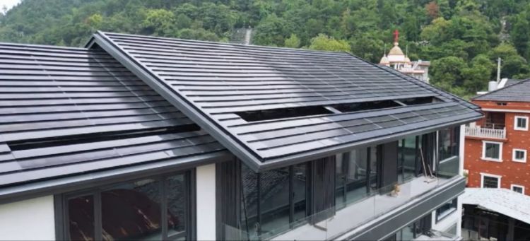 Green Energy Building Home Rooftop BIPV Solar Roof Tiles Photovoltaic Silicon Solar Roof Tiles Flat Roofing Tiles