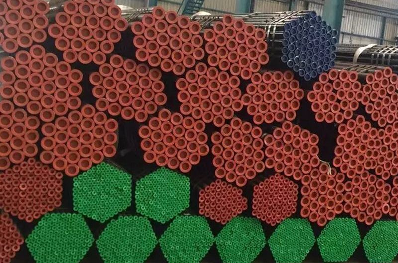 Excellent Quality and Competitive Price Customized A333 X42/X52/X56/X60/65 X70 API Steel Pipe for Pipeline Transport, Boiler Pipe