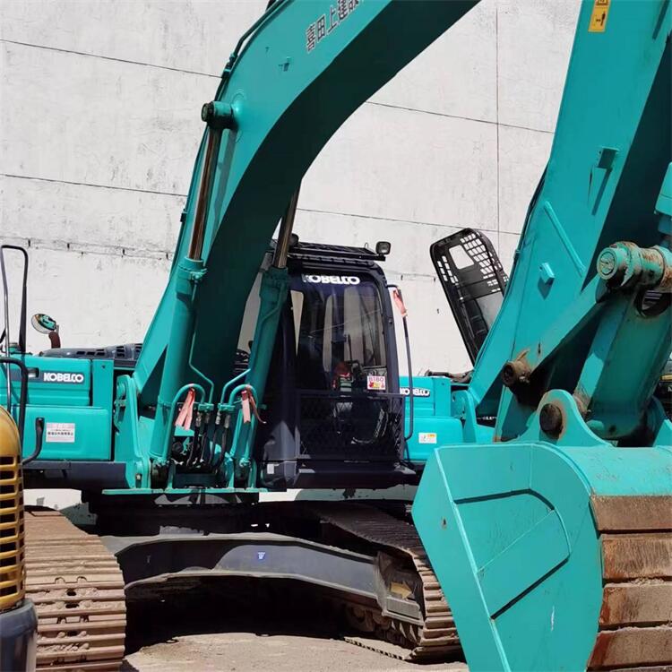 25300KG Operating Weight Kobelco SK260 Excavator in Shanghai Japan Made 2019 Year