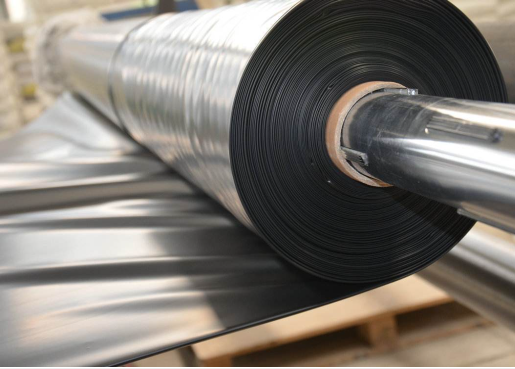 Black HDPE Geomembrane for Landfill Underground Waterproofing in 0.12-4.0mm Thickness