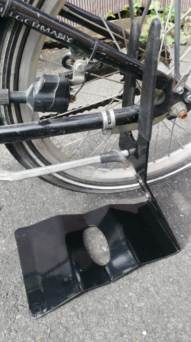 Black Bicycle Floor Type Hub Storage Mount Rear Parking Rack Stand for Work Process