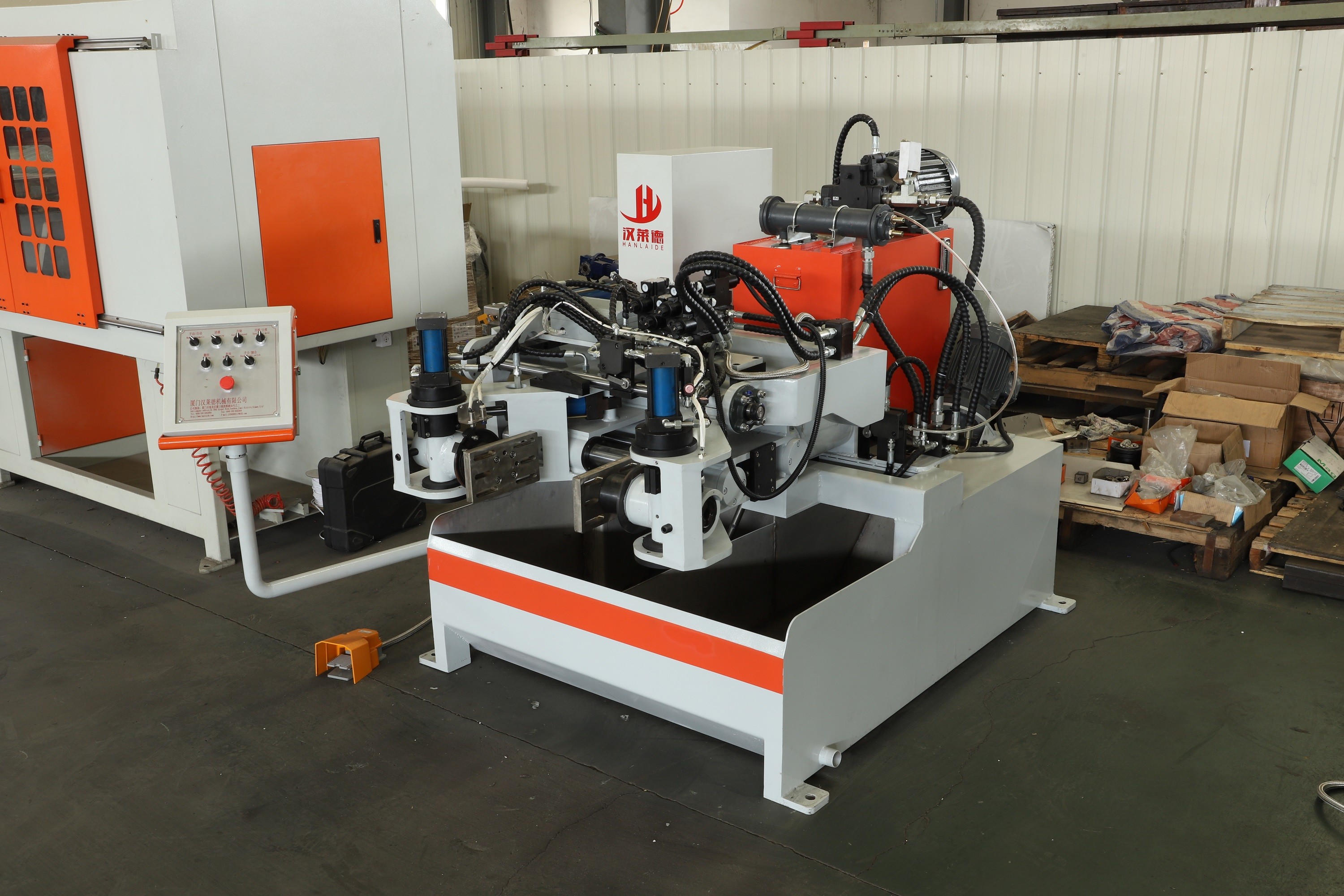 Easy Operation Gravity Die Casting Machine For Brass Pipe Fittings Making