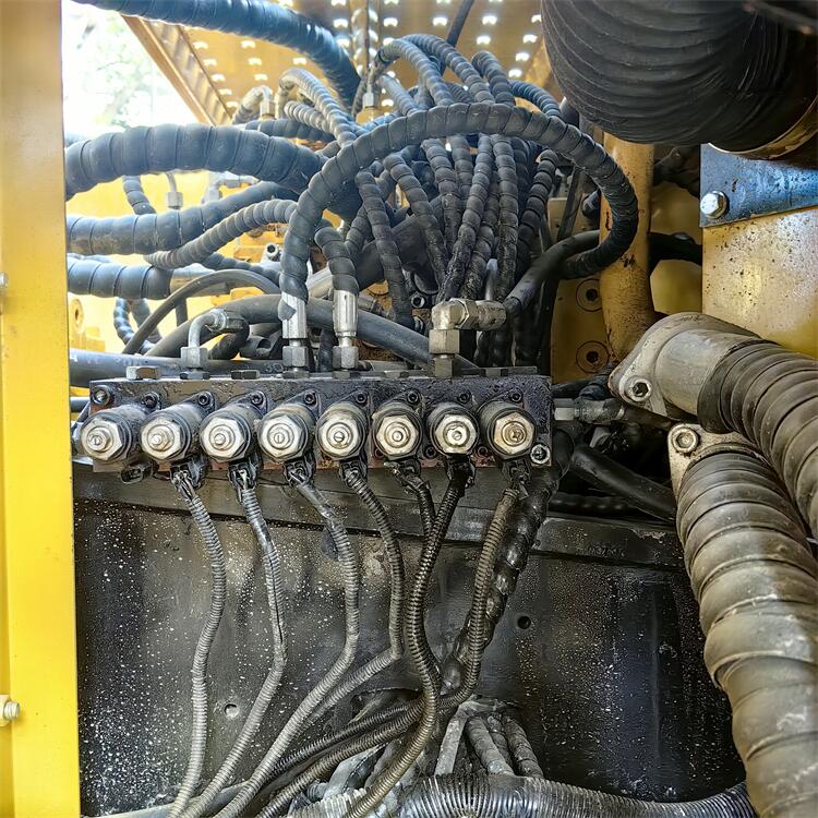 Sany Sy215c Crawler Excavator with Original Hydraulic Pump and MITSUBISHI Engine