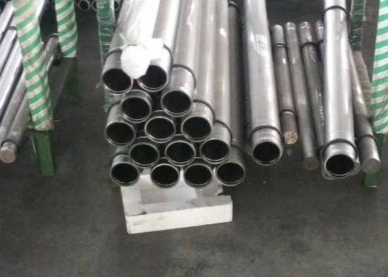 Ground Polished Hollow Piston Rod High Precision With 42CrMo4