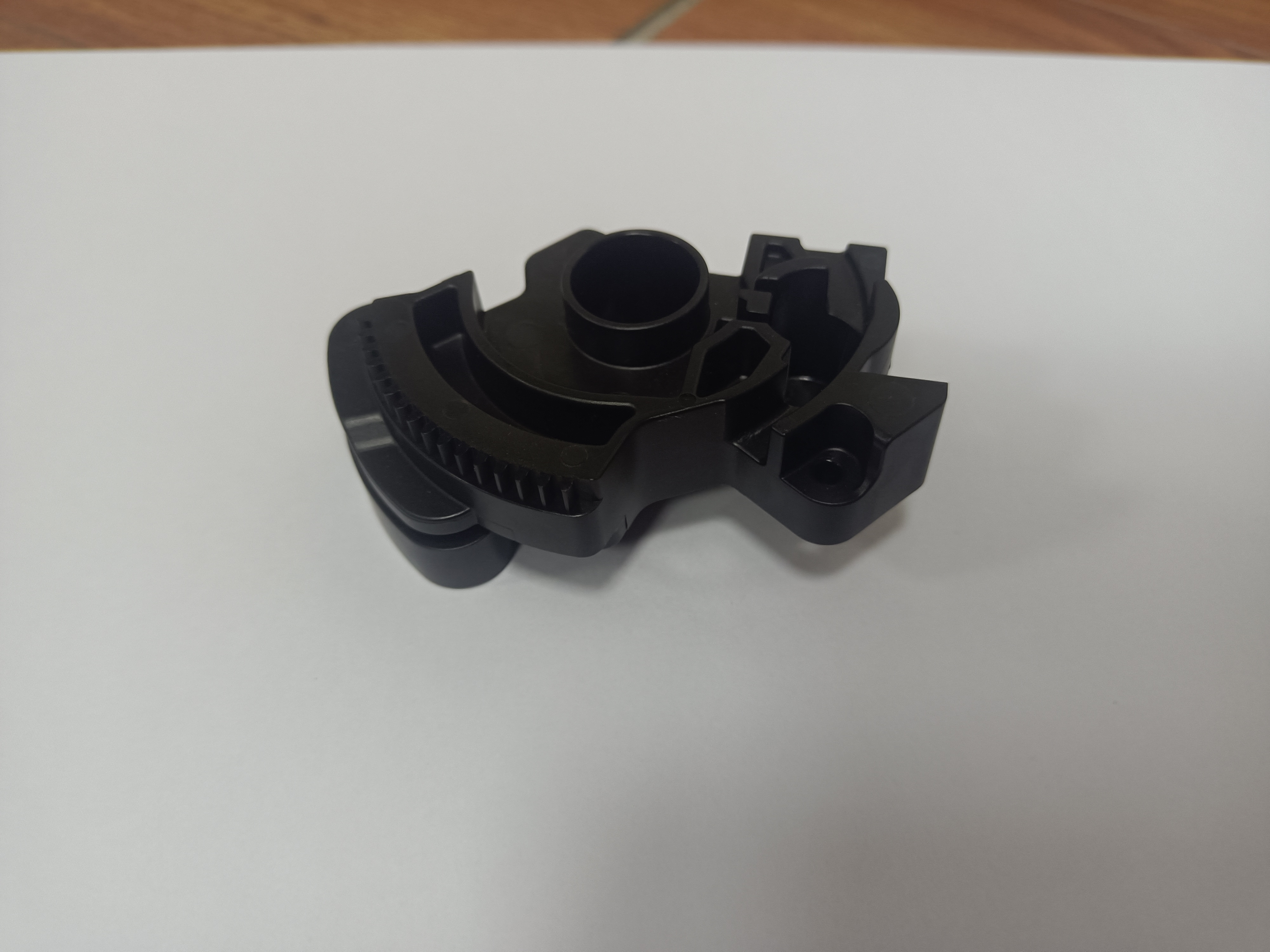 Automobile Grade Precision Plastic Mold Components for Custom Gear Manufacturing