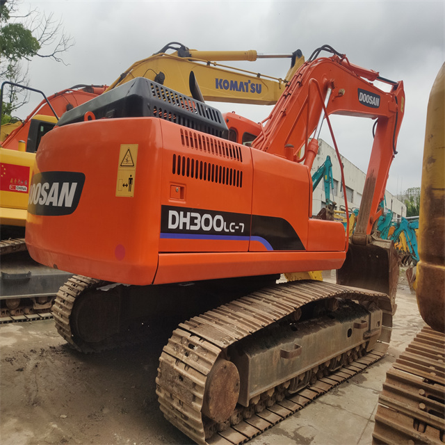 Affordable 14 Ton Crawler Excavator with Simple Maintenance and 0.35m3 Bucket Capacity