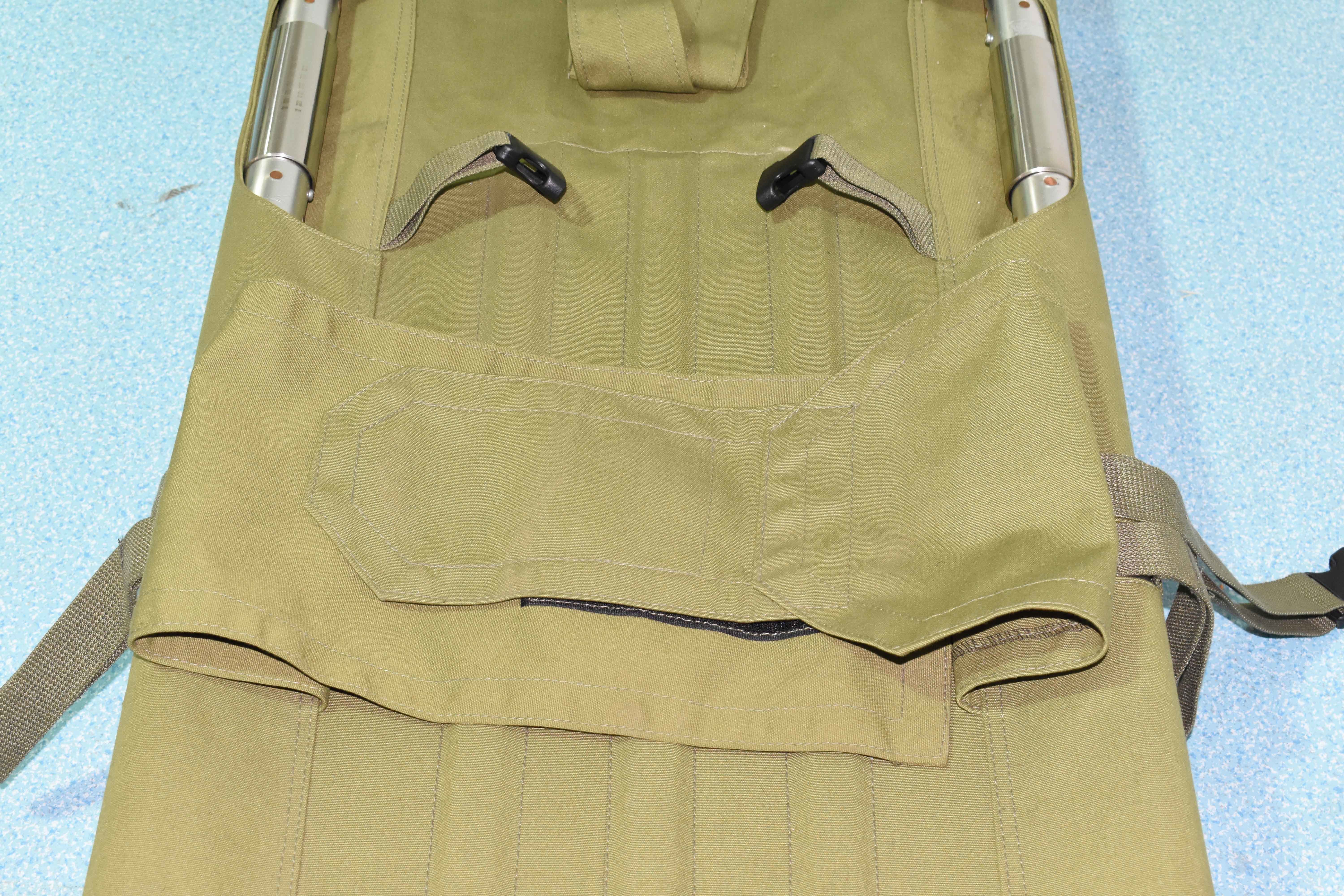 PVC Aluminum Alloy Folding Medical Stretcher 208 X 55 X 13CM For Ambulance 9 Kg