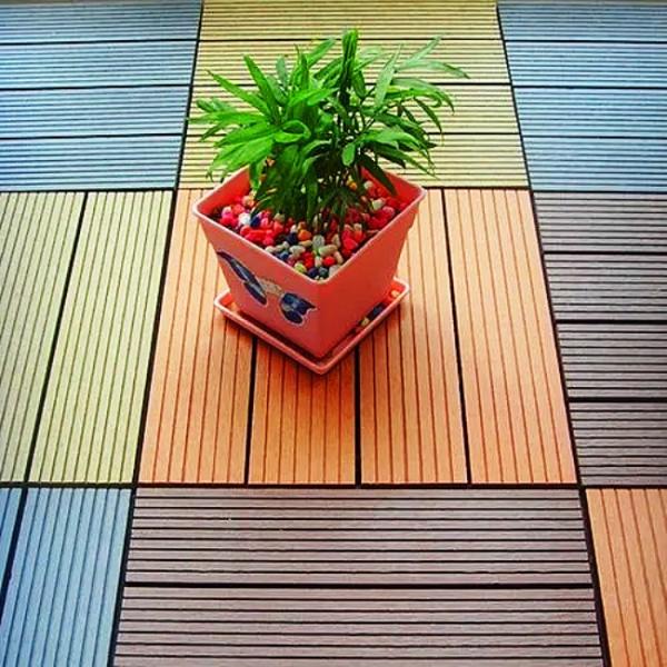 146 X 31mm 300 X 300mm WPC DIY Decking Wood Grain Composite Decking