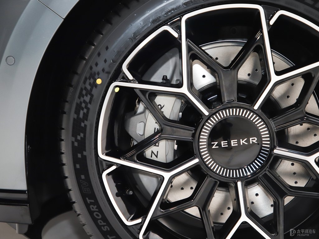 2024 Geely Zeekr 007 Medium Cars Pure Electric Energy Vehicles Latest Version with Left Steering and LFP Battery Presale