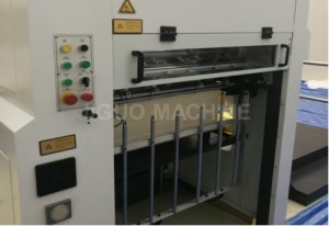 JIGUO MY-800H Automatic Die Cutting And Creasing Machine Speed 8500s/H