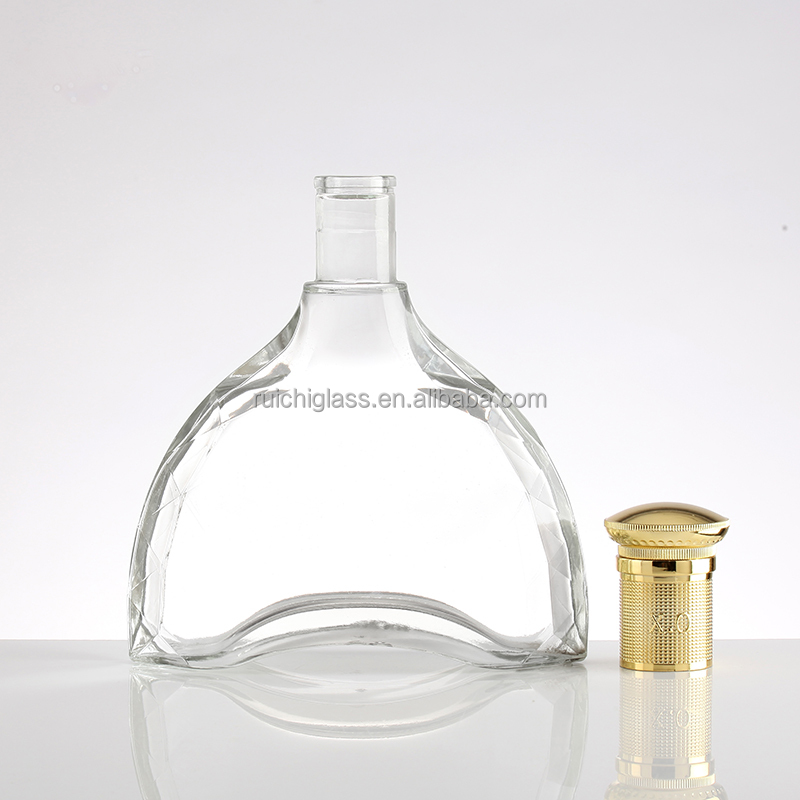 Clear Wine Glass Bottle for Spirits and Liquor Demand Product in the Market