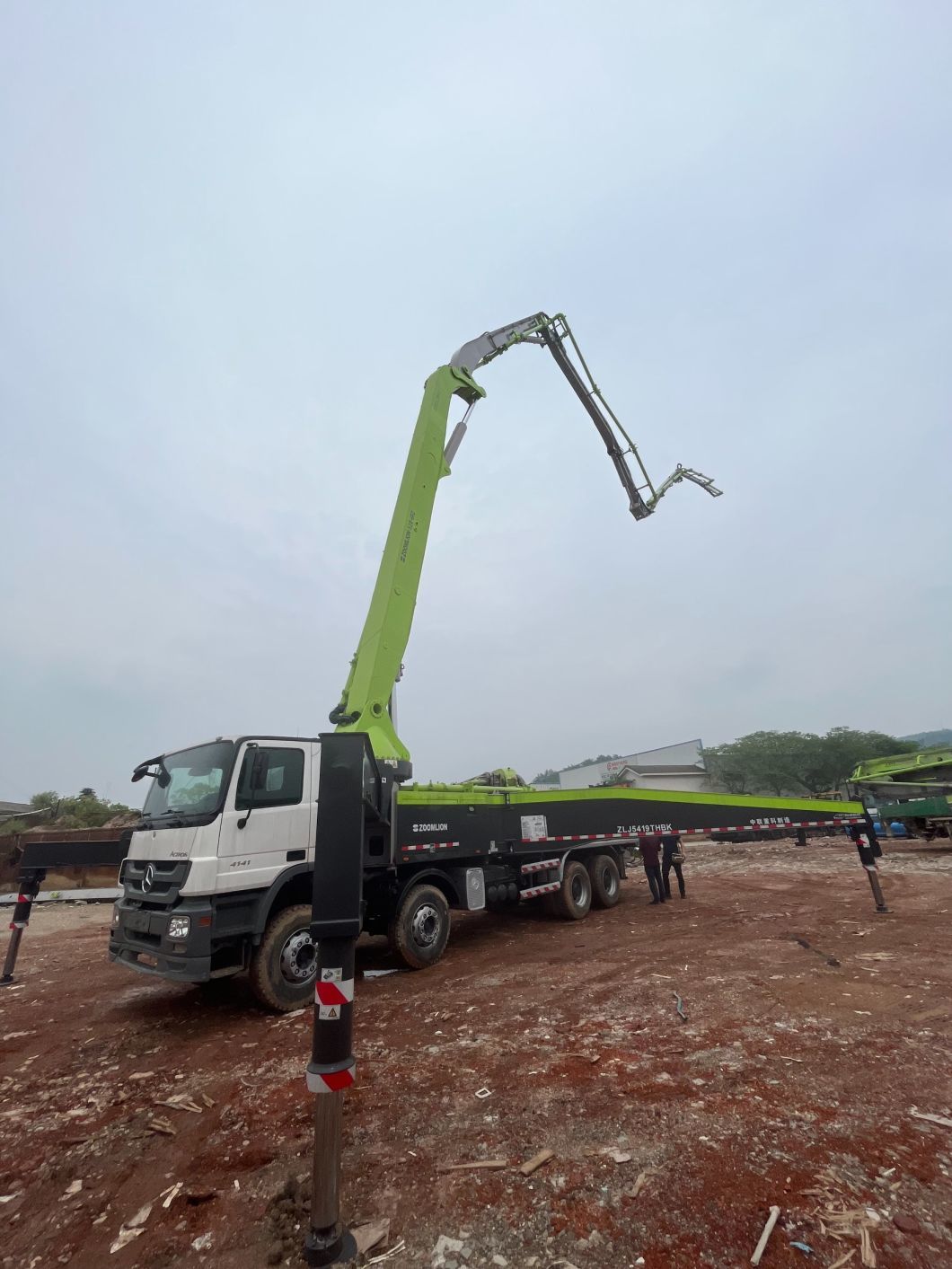 Zoomlion 52m Concrete Pump Truck Remanufactured, Factory Direct Sale