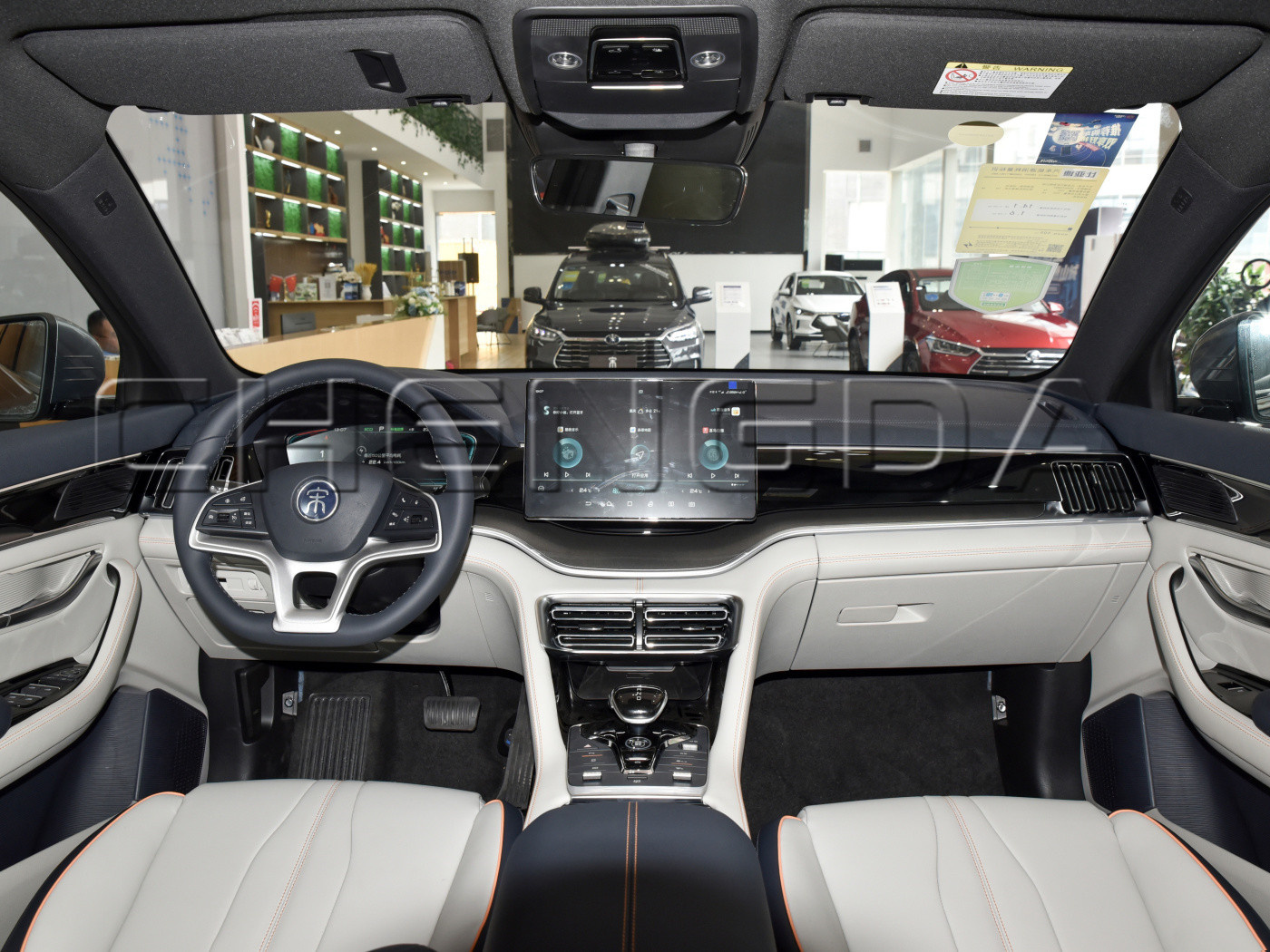 2023 2024 Flagship High Speed Electric SUV BYD Song Plus Multi Link Independent Suspension Maximum Horsepower of Motor PS 184