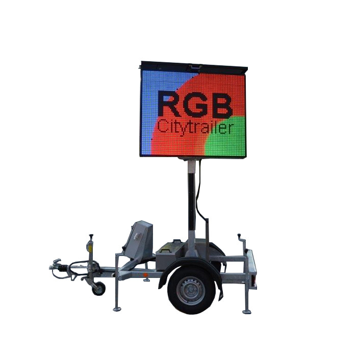 Outdoor EN12966 VMS Trailer Signs Solar Powered Traffic LED Screen