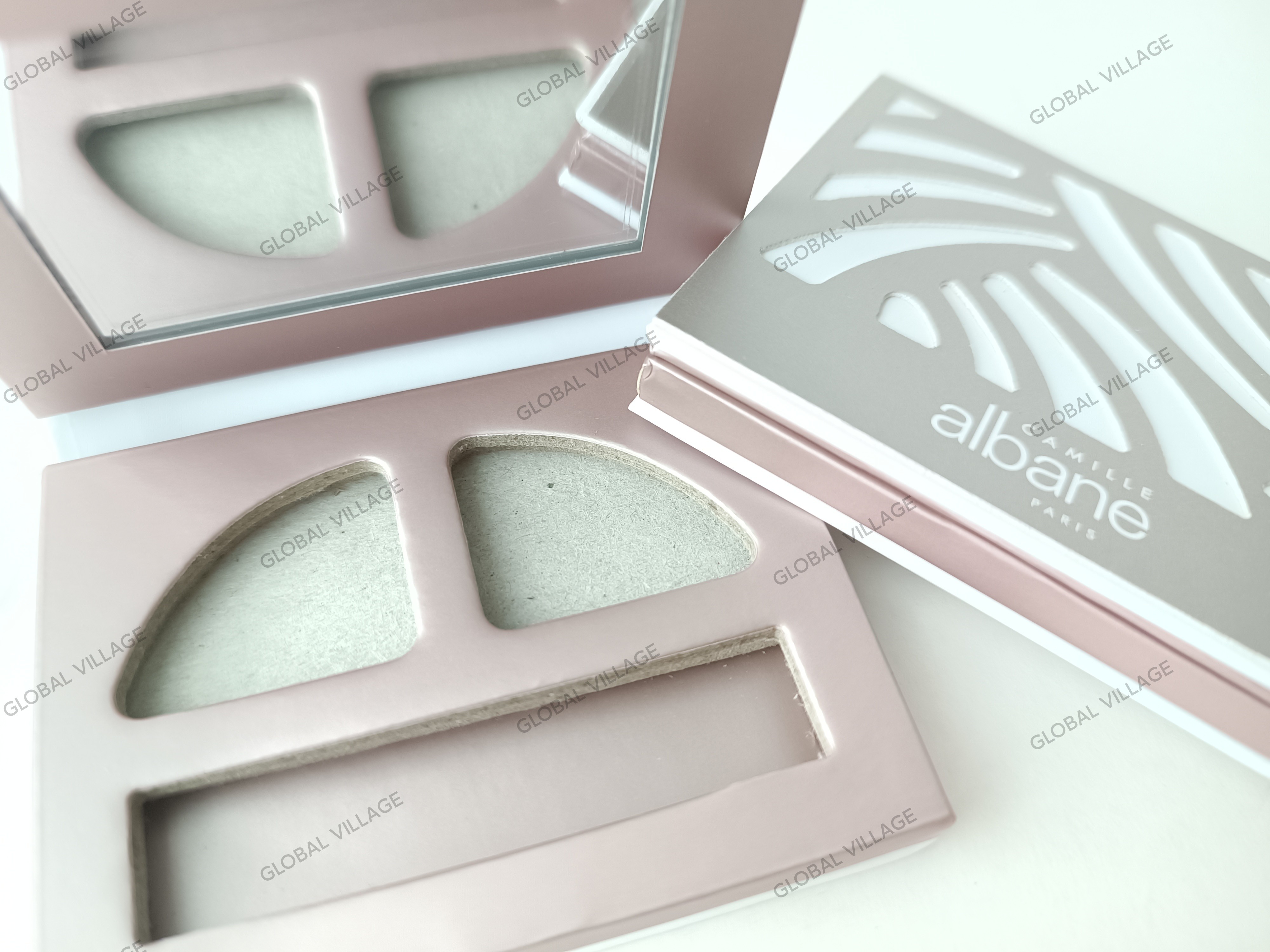 Triangle Empty Eyeshadow Palette 3 Pans CMYK Printing With Mirror