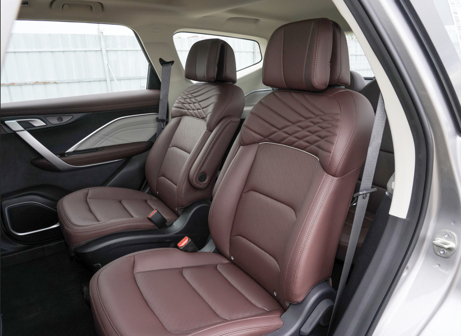 MPV Fuel Cars 1.5T 181HP L4 6 Seats High Speed New Cars Business Trip Vehicle