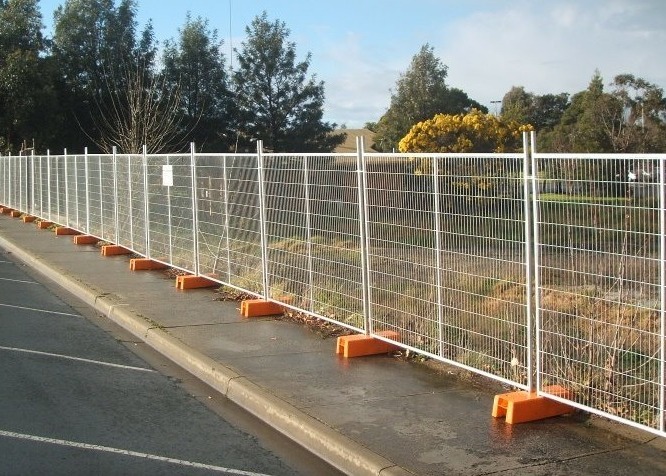 Portable 8ft Length Temporary Steel Fencing For Construction Sites