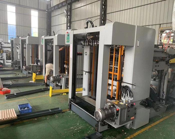 ML-1100S Manipulator Automatic Die Cutter Automatic Paper Die Cutting Machine